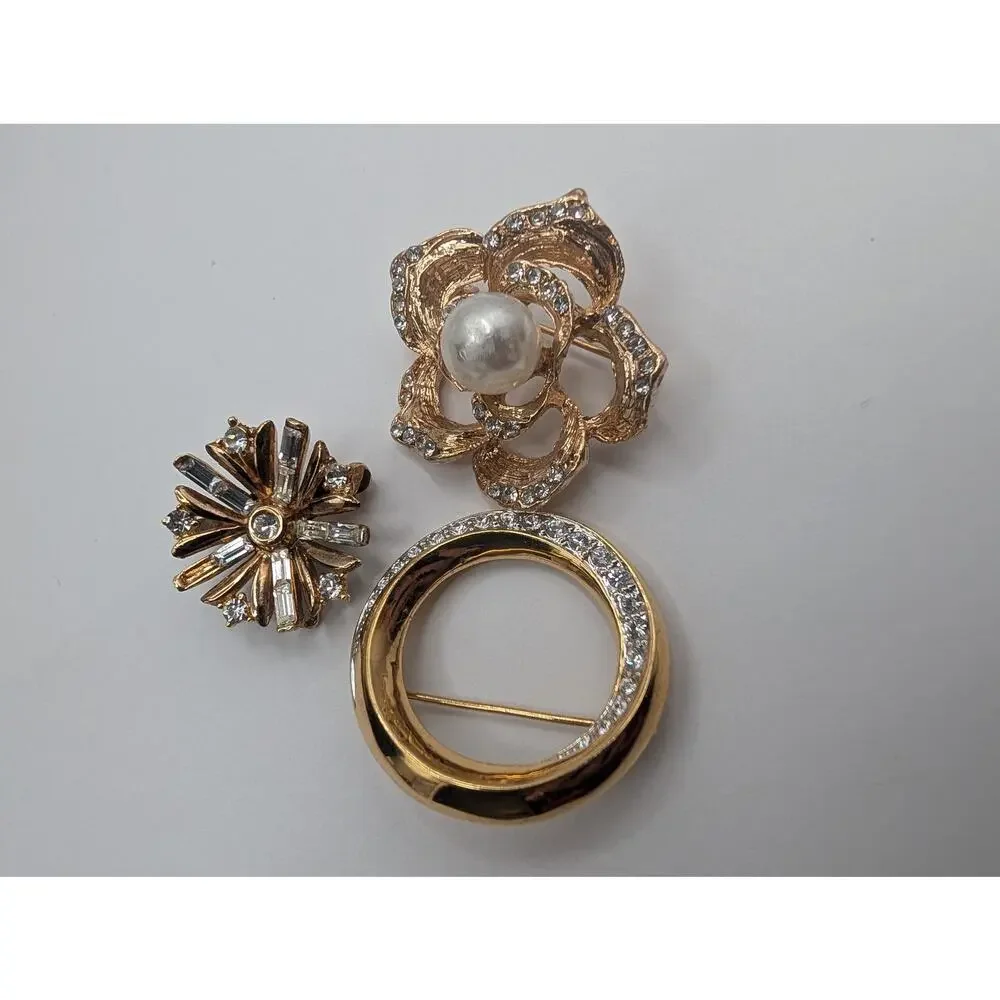 VTG Fashion Brooch Pin Lot 1 is Trifari Signed Rhinestone Pearl Gold Tone 3 Pcs